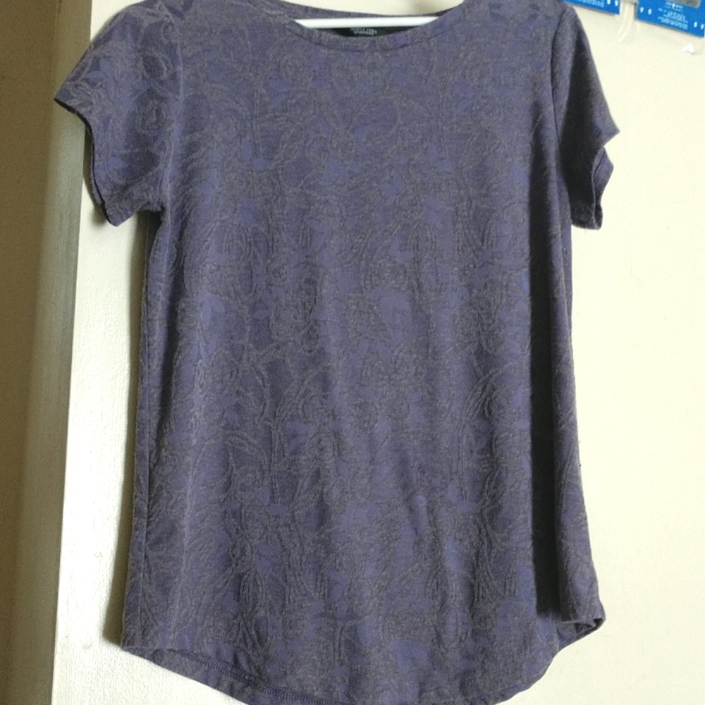 Simply Vera Jacquard purple short sleeve top (M)